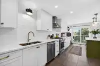 205 1180 FALCON DRIVE - thumbnail 7