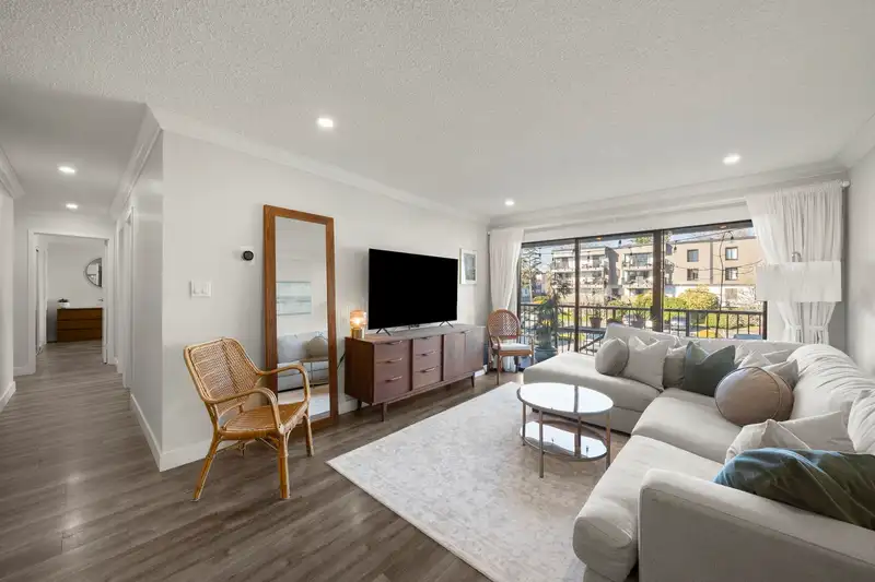 211 4111 FRANCIS ROAD - photo 3 of 26