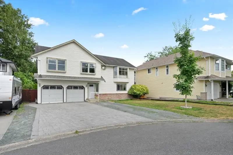 3282 272A STREET - photo 2 of 40