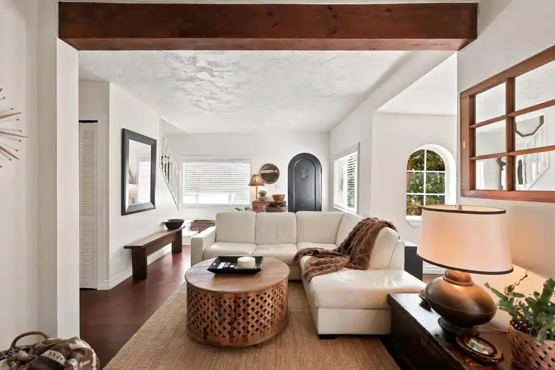 359 IOCO ROAD - photo 4 of 36