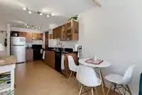 214 1330 BURRARD STREET - thumbnail 8