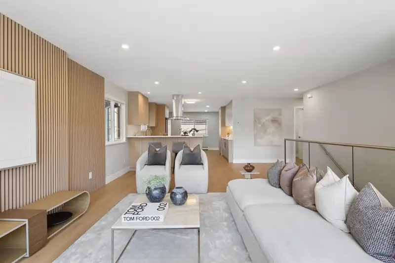 5019 PAYNE STREET - photo 3 of 40