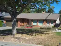 12719 17A AVENUE - thumbnail 2