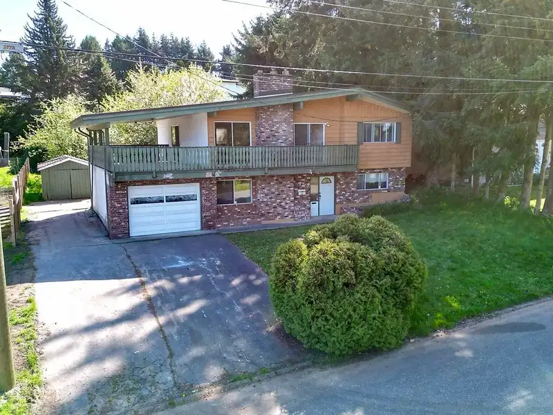2710 MOORLAND STREET - photo 1 of 6