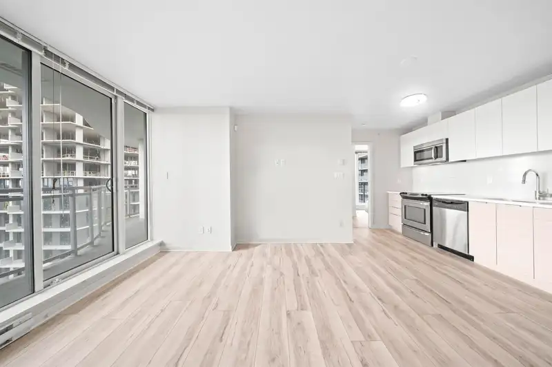 1801 13303 CENTRAL AVENUE - photo 1 of 31