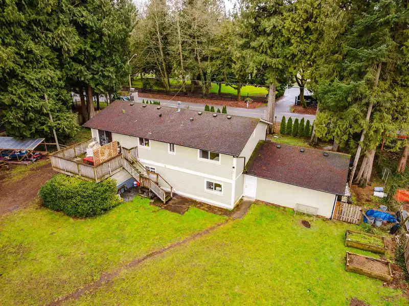 1734 196 STREET - photo 4 of 39