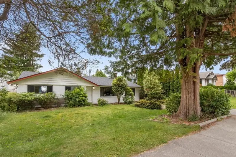6539 NAPIER STREET - photo 1 of 1