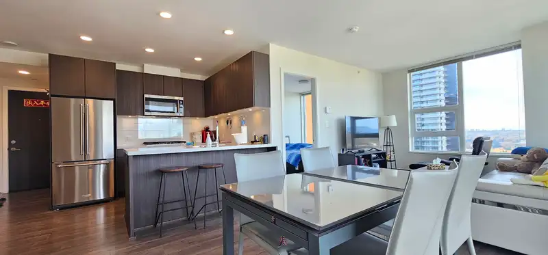 2502 530 WHITING WAY - photo 2 of 6