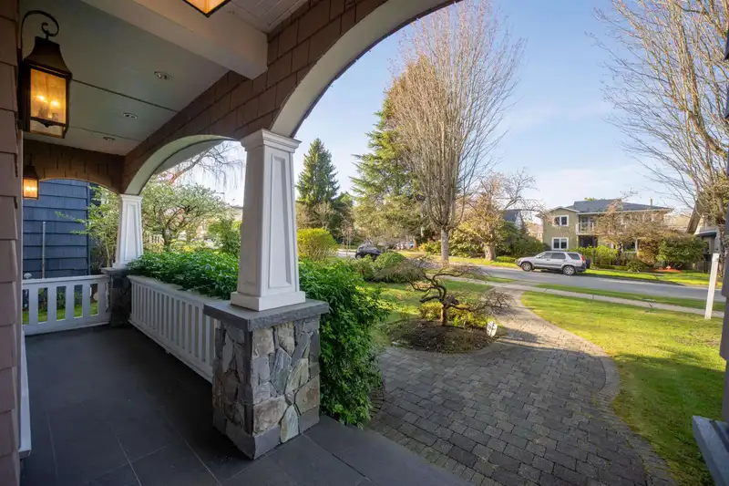 3176 W 35TH AVENUE - photo 3 of 40