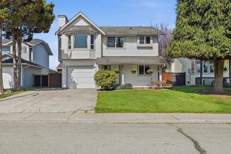 23429 SANDPIPER AVENUE - photo 1 of 25