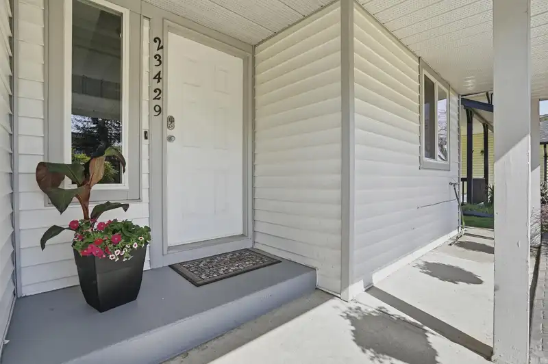 23429 SANDPIPER AVENUE - photo 2 of 25