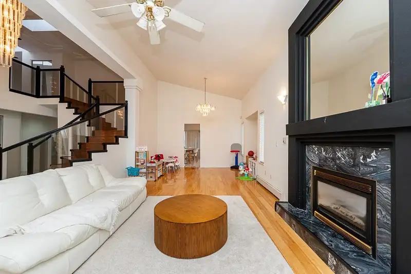 10132 156 STREET - photo 1 of 38