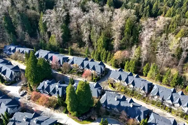 76 8415 CUMBERLAND PLACE - photo 4 of 39