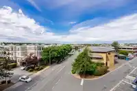 411 20696 EASTLEIGH CRESCENT - thumbnail 15