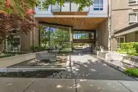 502 6033 GRAY AVENUE - thumbnail 1
