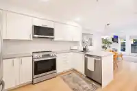235 2565 W BROADWAY - thumbnail 14