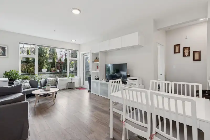 124 10838 WHALLEY BOULEVARD - photo 3 of 31