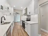 211 5191 203 STREET - thumbnail 2