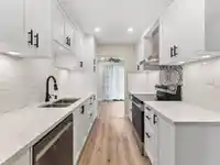 211 5191 203 STREET - thumbnail 6