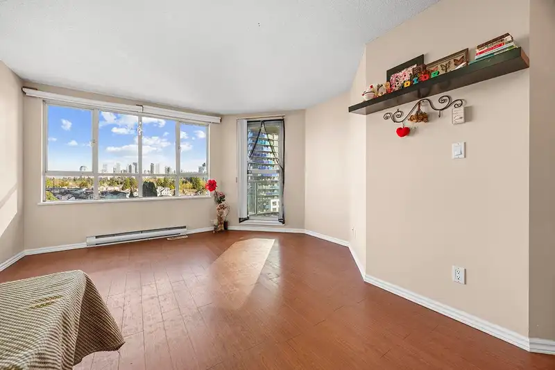 910 3489 ASCOT PLACE - photo 4 of 21