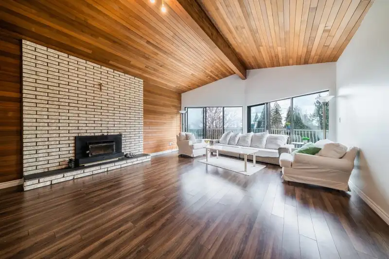 3540 BAYCREST AVENUE - photo 1 of 37