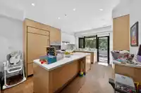 1088 W 7TH AVENUE - thumbnail 14