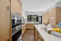 1088 W 7TH AVENUE - thumbnail 15