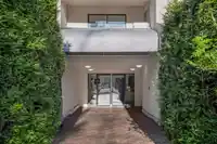 303 975 E BROADWAY - thumbnail 30