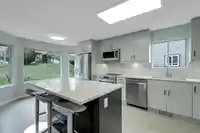 208 1140 CASTLE CRESCENT - thumbnail 11