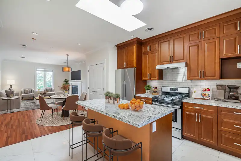 4438 ONTARIO STREET - photo 4 of 33