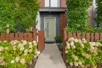 40 20155 84 AVENUE - thumbnail 2