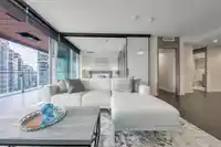 1008 1768 COOK STREET - thumbnail 3