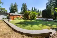 20111 GRADE CRESCENT - thumbnail 33