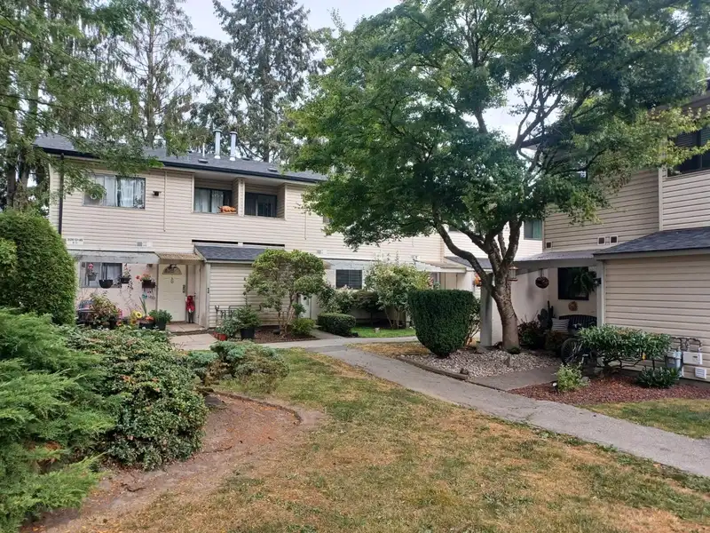 9 20390 53 AVENUE - photo 4 of 40