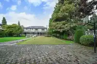 1368 MINTO CRESCENT - thumbnail 2