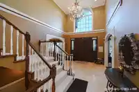1368 MINTO CRESCENT - thumbnail 4