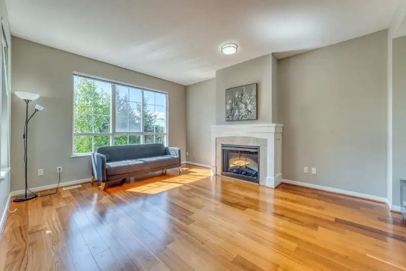 84 1380 PINETREE WAY - photo 2 of 40
