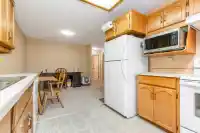 13 33123 GEORGE FERGUSON WAY - thumbnail 9