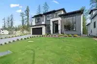 20339 27 AVENUE - thumbnail 2