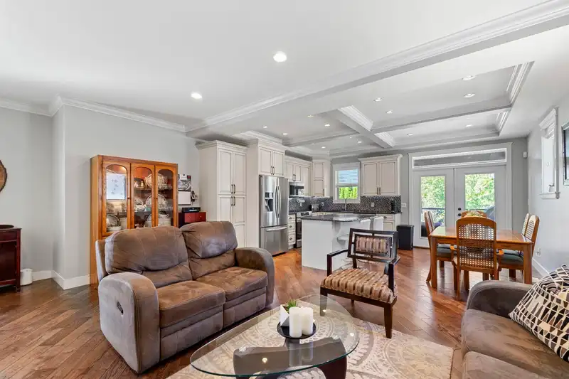 9603 ST. DAVID STREET - photo 4 of 34