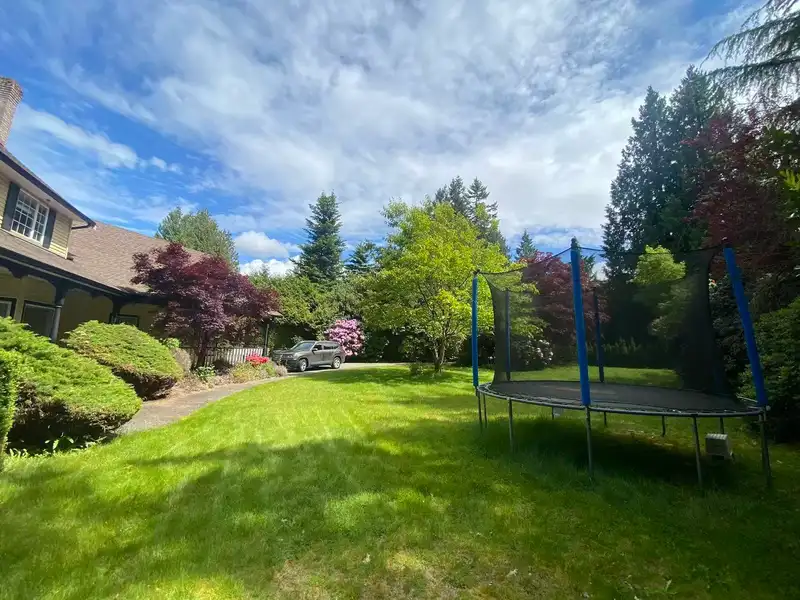 17327 26A AVENUE - photo 3 of 13