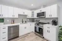 35 3055 TRAFALGAR STREET - thumbnail 12