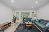 35 3055 TRAFALGAR STREET - thumbnail 3