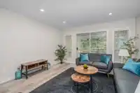 35 3055 TRAFALGAR STREET - thumbnail 4