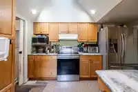 19955 37 AVENUE - thumbnail 10