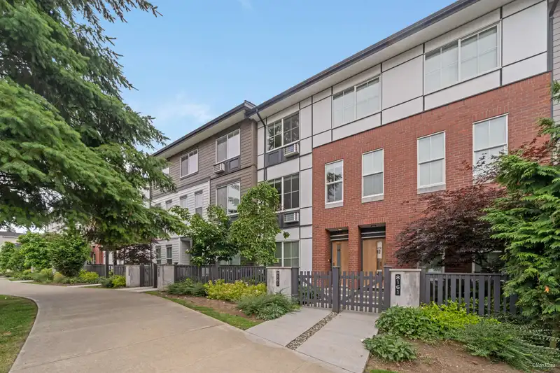 18 8161 201 STREET - photo 2 of 34
