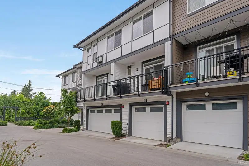 18 8161 201 STREET - photo 3 of 34
