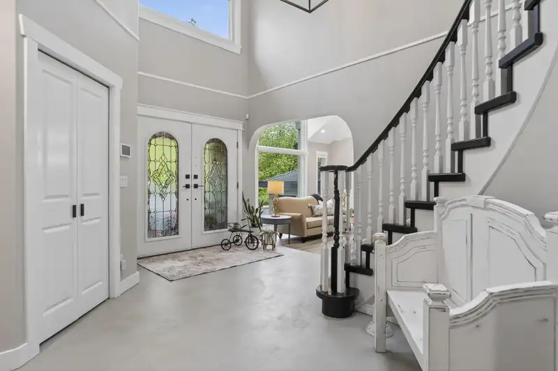209 RAVINE DRIVE - photo 2 of 40