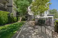 406 5765 GLOVER ROAD - thumbnail 33