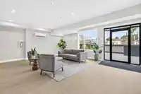 415 22348 N NORTH AVENUE AVENUE - thumbnail 22